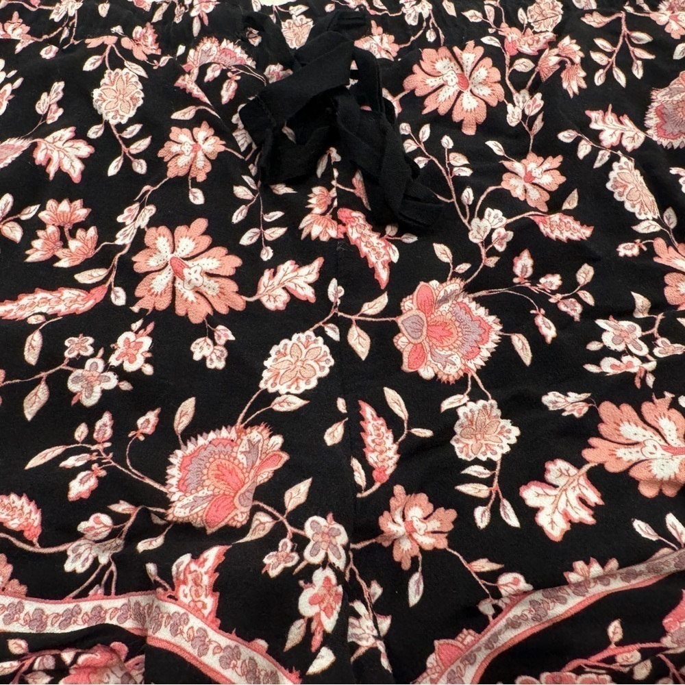 LOFT High Waisted Floral Pull On Drawstring Dressy Shorts Size Small - Picture 2 of 4